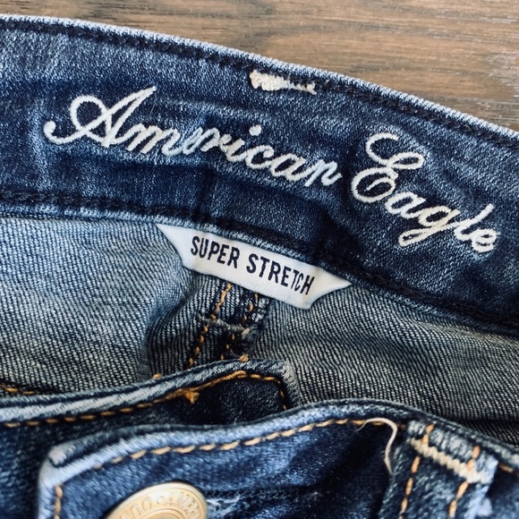 American Eagle - Medium Wash Jegging - Picture 2 of 5